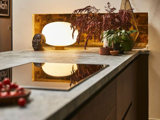 Lighting on a kitchen work surface