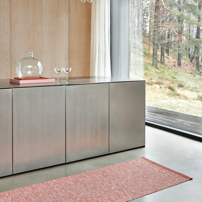 Kitchen with pink rug